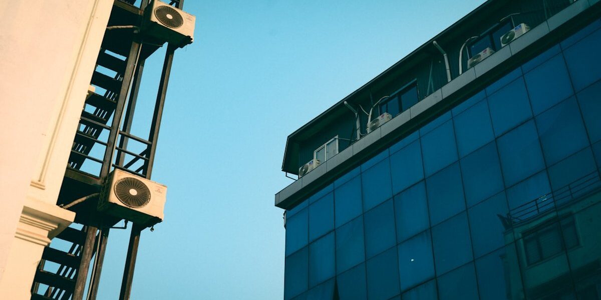 Mantenimiento aire acondicionado en Móstoles — guía completa para tu hogar